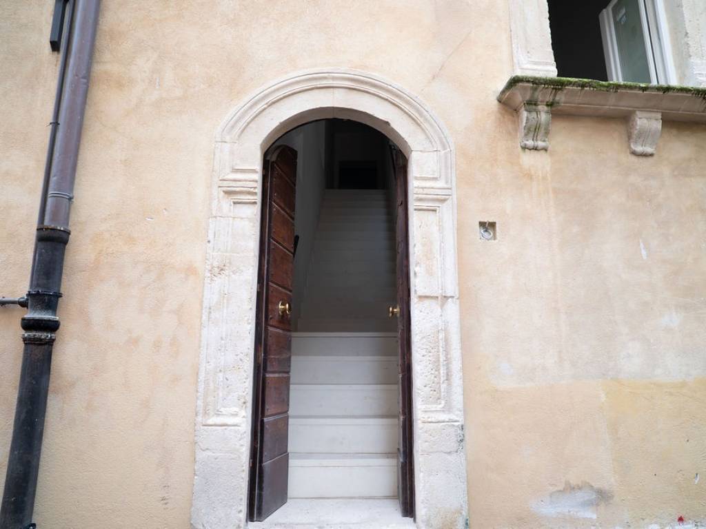appartamento in vendita a L'Aquila in zona Centro Città