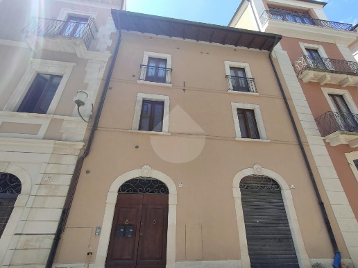 appartamento in vendita a L'Aquila in zona Centro Città