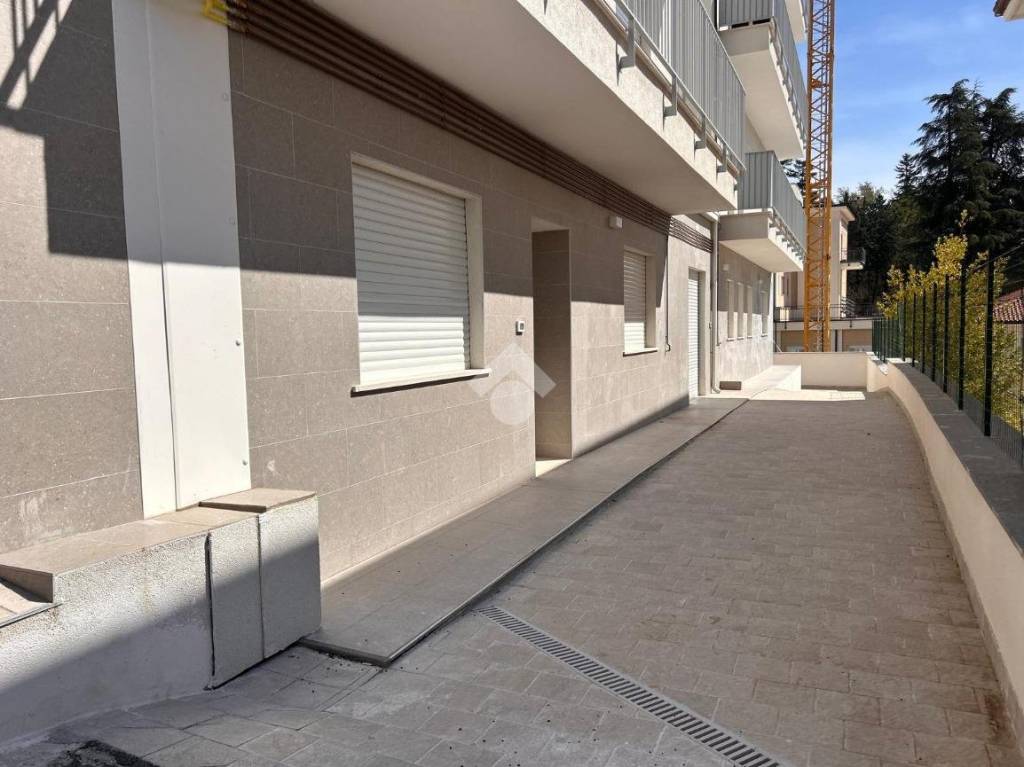 casa indipendente in vendita a L'Aquila