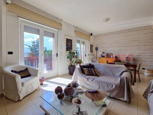 appartamento in vendita a L'Aquila in zona Pettino