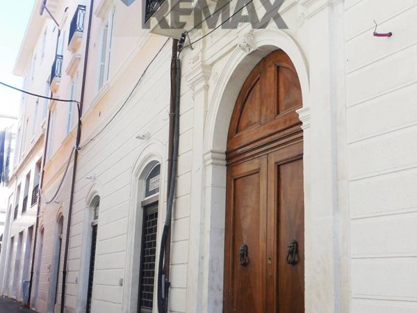 appartamento in vendita a L'Aquila in zona Centro Città