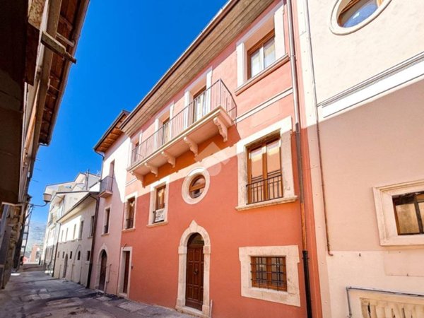 appartamento in vendita a L'Aquila in zona Centro Città