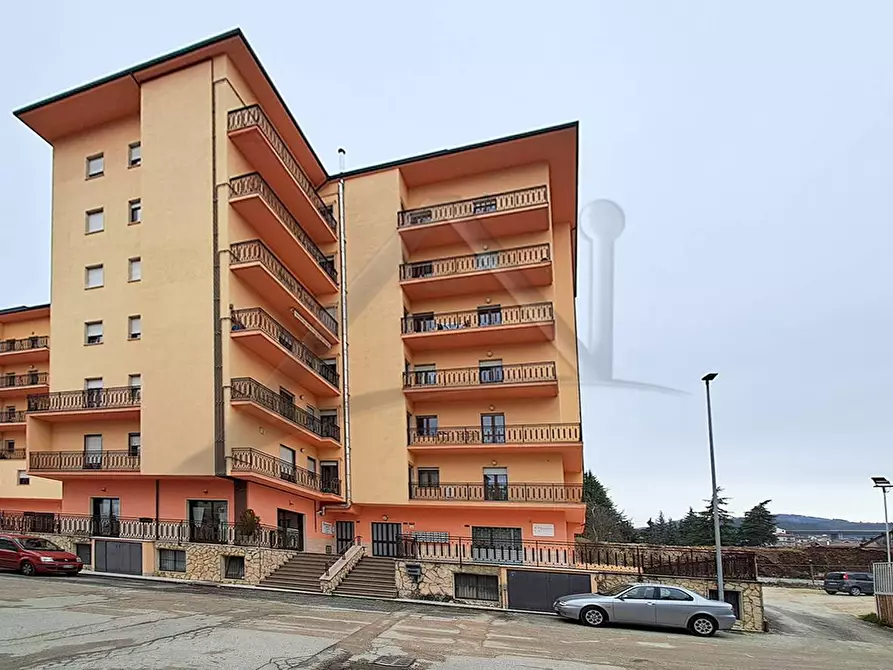locale commerciale in vendita a L'Aquila in zona San Sisto