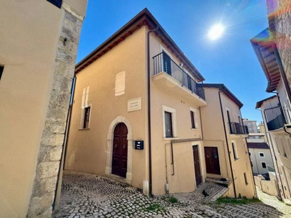 appartamento in vendita a L'Aquila in zona Centro Città