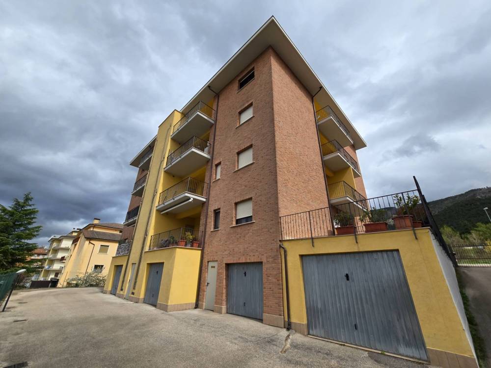appartamento in vendita a L'Aquila in zona Pettino