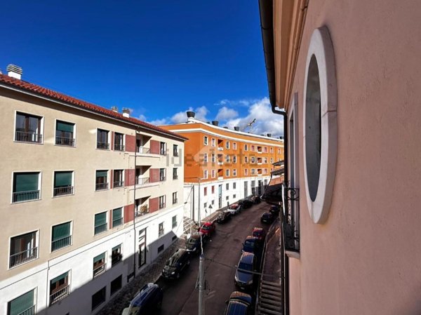 appartamento in vendita a L'Aquila in zona Centro Città