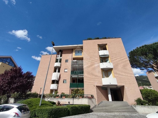 appartamento in vendita a L'Aquila in zona Pettino