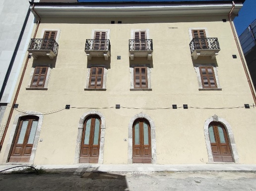 appartamento in vendita a L'Aquila in zona Centro Città