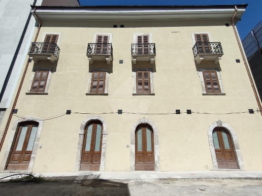 appartamento in vendita a L'Aquila in zona Centro Città