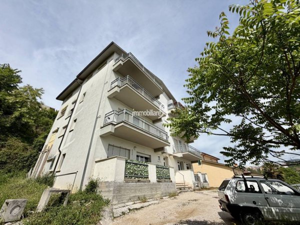 appartamento in vendita a L'Aquila in zona Pianola