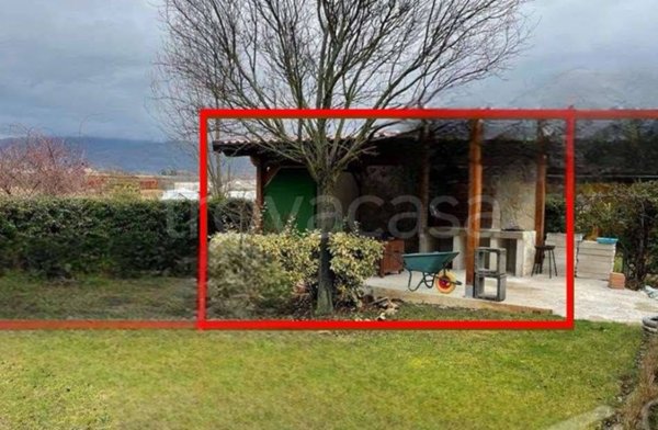 casa indipendente in vendita a L'Aquila in zona Coppito
