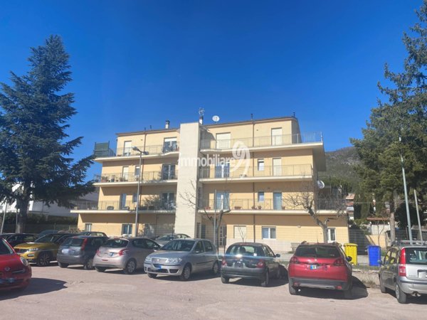 appartamento in vendita a L'Aquila in zona Pettino