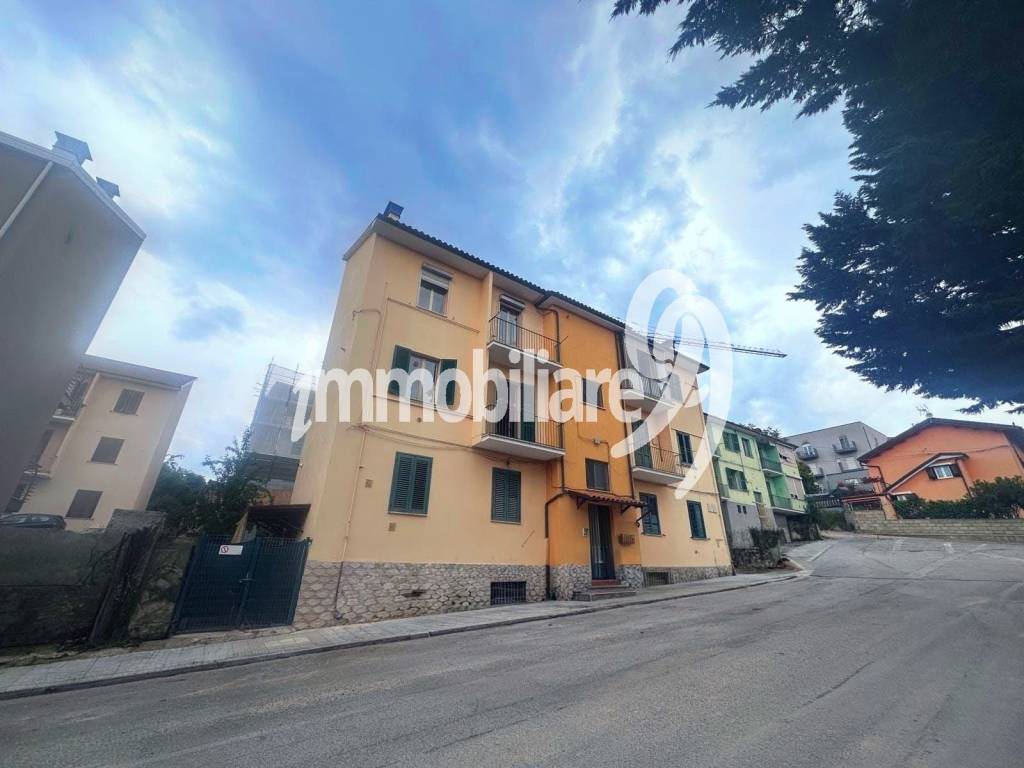 appartamento in vendita a L'Aquila in zona Torrione