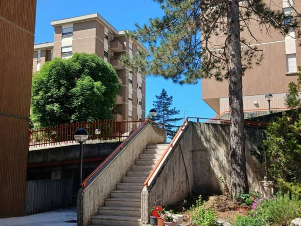 appartamento in vendita a L'Aquila in zona San Sisto
