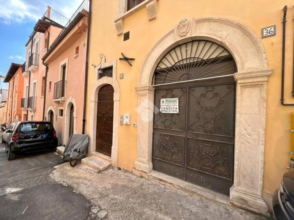 appartamento in vendita a L'Aquila in zona Centro Città