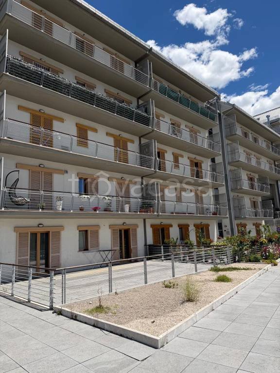 appartamento in vendita a L'Aquila in zona Pettino