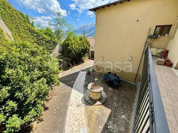 casa indipendente in vendita a L'Aquila in zona Torrione