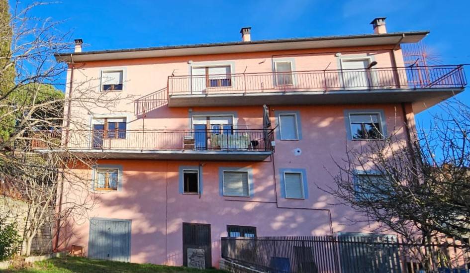 appartamento in vendita a L'Aquila in zona Aquilio