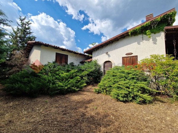 casa indipendente in vendita a L'Aquila in zona Onna
