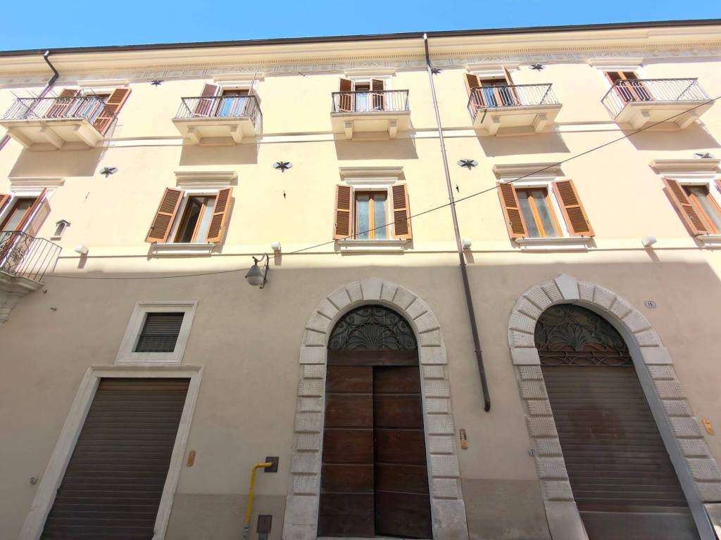 appartamento in vendita a L'Aquila in zona Centro Città