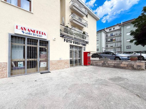 negozio in vendita a L'Aquila in zona San Sisto