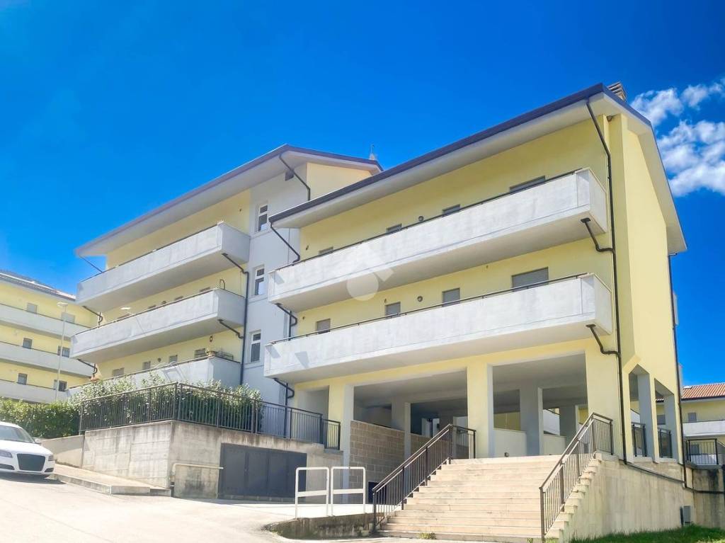 appartamento in vendita a L'Aquila in zona Monticchio/frazione Bagno