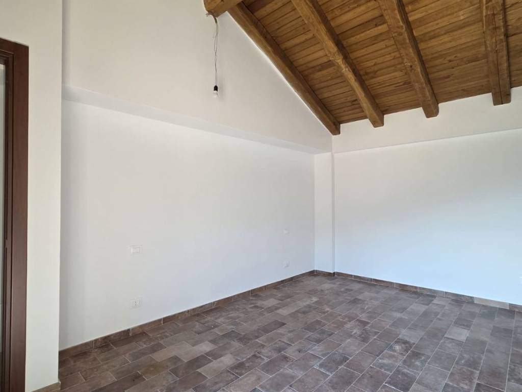 casa indipendente in vendita a L'Aquila in zona Centro Città