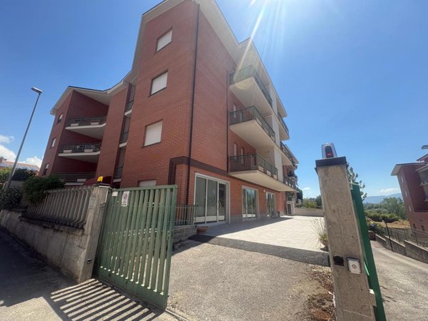 ufficio in vendita a L'Aquila