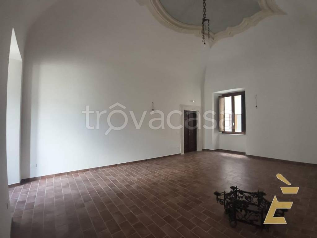 casa indipendente in vendita a L'Aquila in zona Centro Città