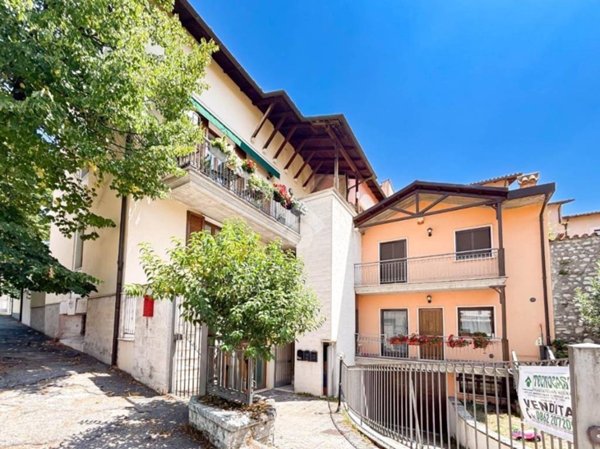 appartamento in vendita a L'Aquila in zona Centro Città