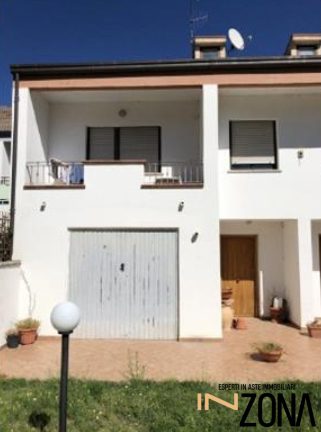 appartamento in vendita a L'Aquila in zona Palombara