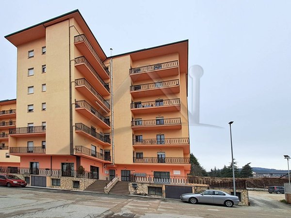 locale commerciale in vendita a L'Aquila in zona San Sisto