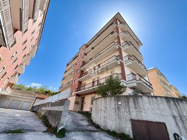 appartamento in vendita a L'Aquila in zona Via Strinella
