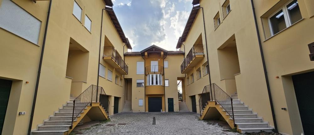 casa indipendente in vendita a L'Aquila in zona Genzano