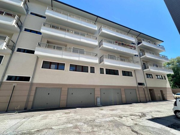 appartamento in vendita a L'Aquila in zona Centro Città