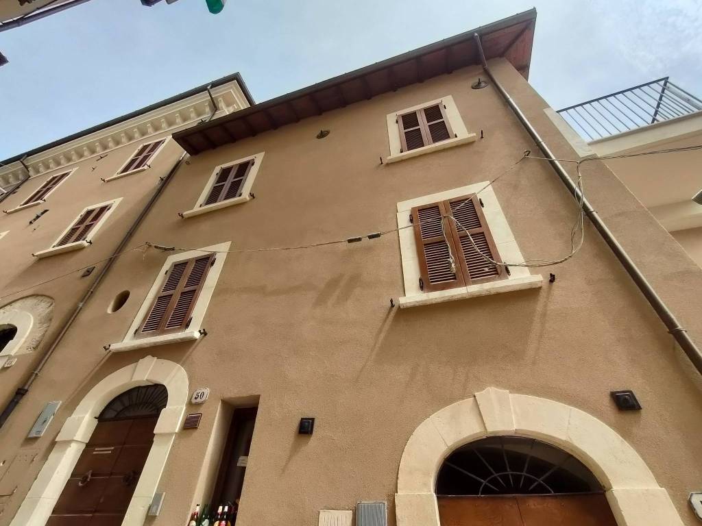 appartamento in vendita a L'Aquila in zona Centro Città