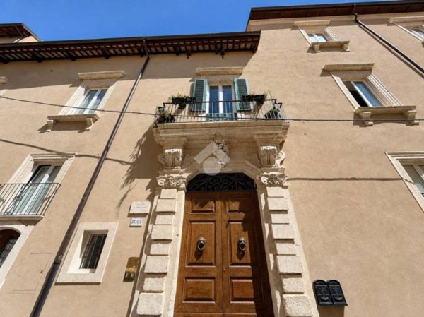 appartamento in vendita a L'Aquila in zona Centro Città