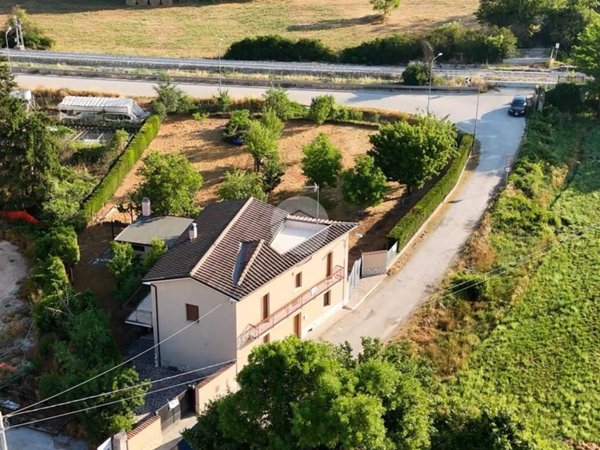 appartamento in vendita a L'Aquila in zona Onna