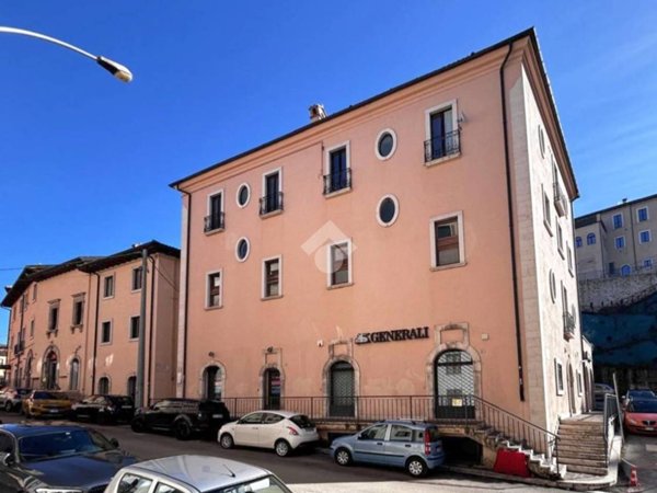 appartamento in vendita a L'Aquila in zona Centro Città