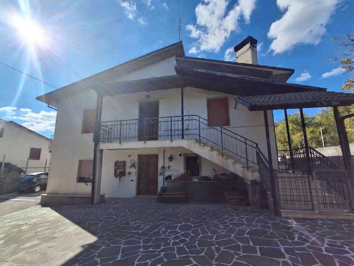 appartamento in vendita a L'Aquila in zona Brecciasecca