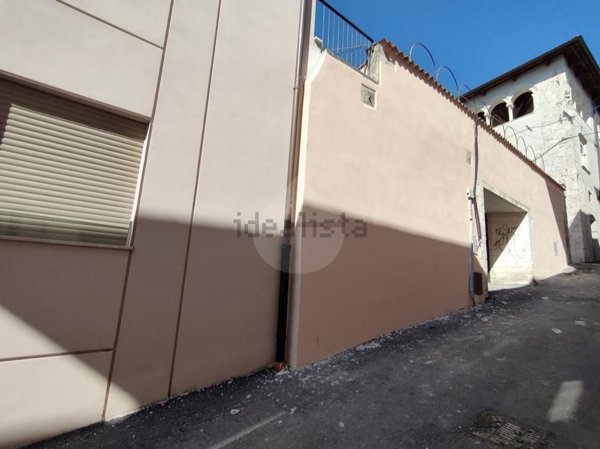 box auto in vendita a L'Aquila in zona Centro Città