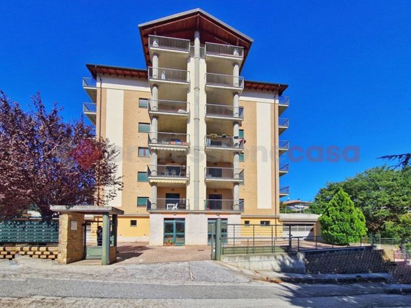 appartamento in vendita a L'Aquila in zona Pettino
