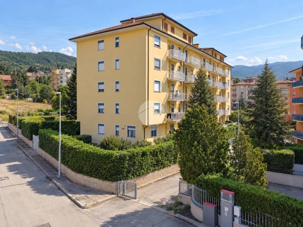 appartamento in vendita a L'Aquila in zona San Sisto