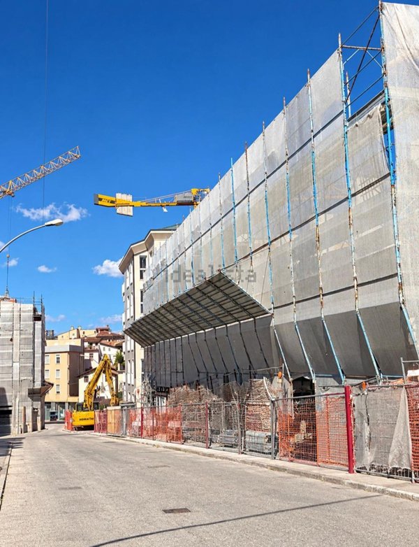 appartamento in vendita a L'Aquila in zona Centro Città
