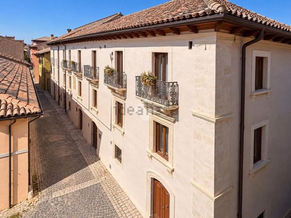 appartamento in vendita a L'Aquila in zona Centro Città