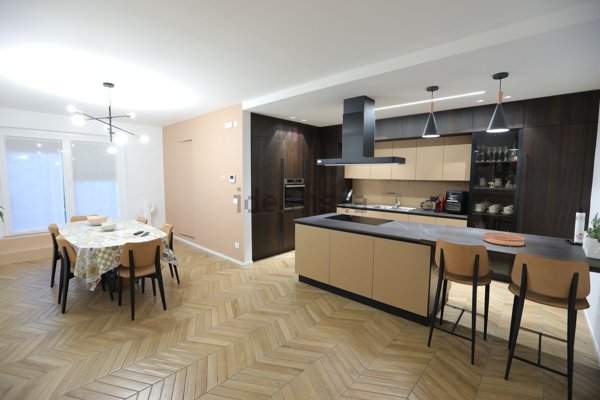 casa indipendente in vendita a Luco dei Marsi