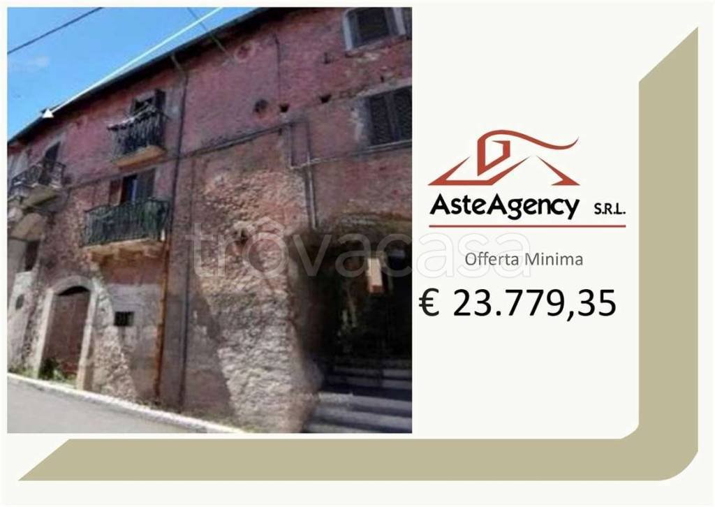 appartamento in vendita a Luco dei Marsi in zona Petogna