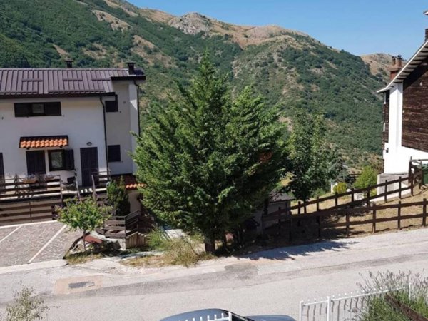 appartamento in vendita a Lucoli