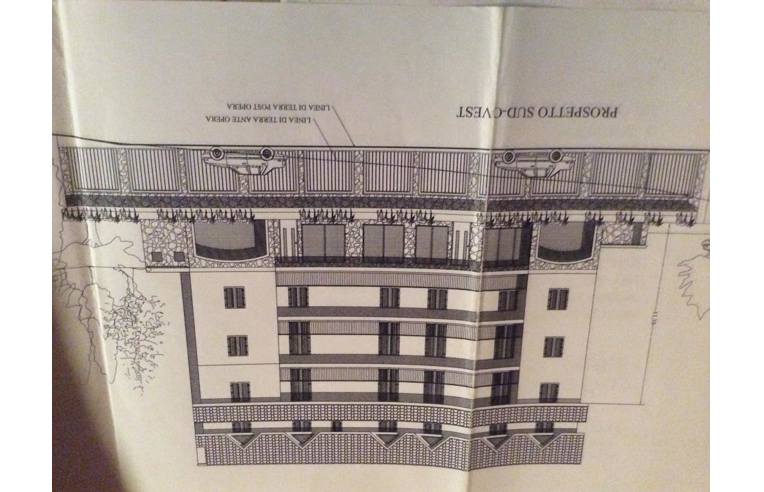 negozio in vendita a Lucoli in zona Casamaina