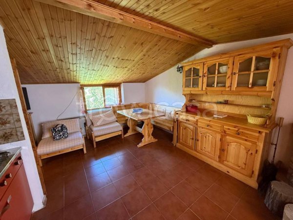 appartamento in vendita a Lucoli in zona Casamaina